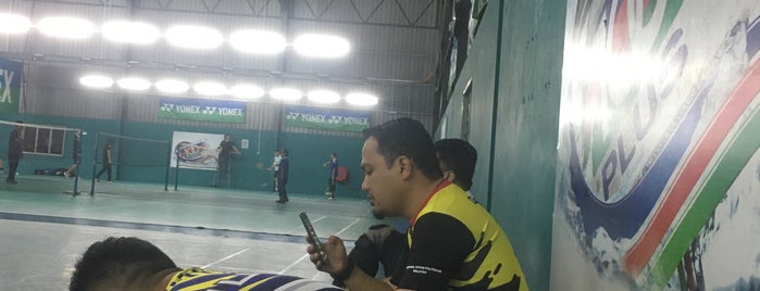 SJ Badminton Sport Centre is one of ꌅꁲꉣꂑꌚꁴꁲ꒒'ın Beğendiği Mekanlar.