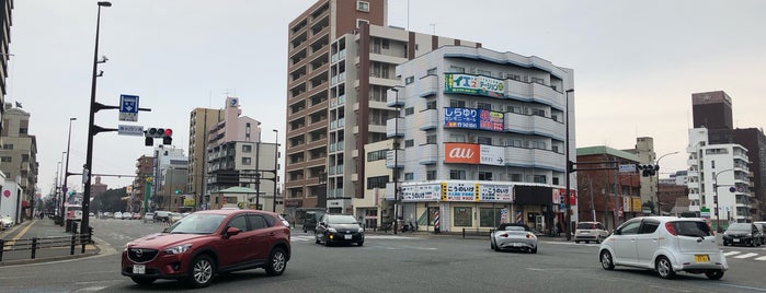 Shimizuyotsukado Intersection is one of 道路.