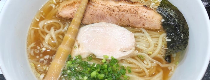 Ensei is one of punの”麺麺メ麺麺”.