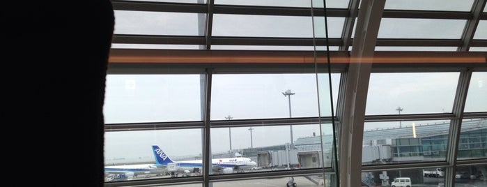 エアポートラウンジ (北) is one of 東京国際空港 / 羽田空港 (Tokyo International Airport).