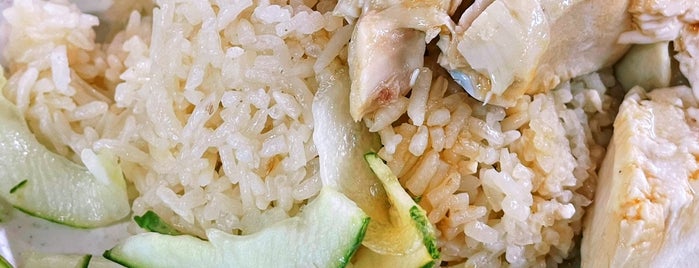 Heng Ji Chicken Rice is one of SG chicken rice.