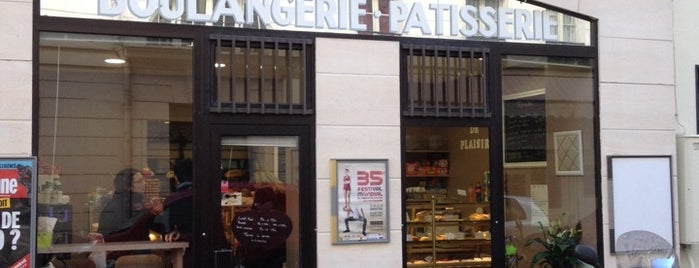 Boulangerie Pâtisserie Dujardin is one of carolinec'in Beğendiği Mekanlar.