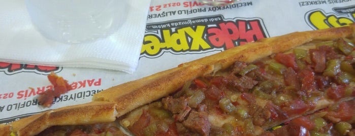 Pide Express is one of Lugares favoritos de Tugce.