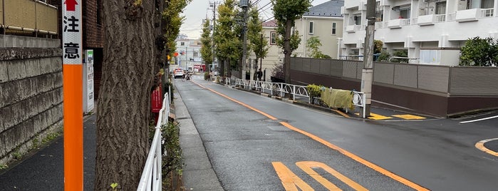 半兵衛坂 is one of 坂（東京）渋谷区・目黒区.