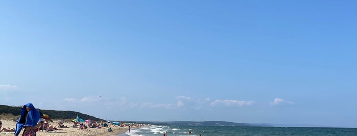 Плаж Шкорпиловци (Shkorpilovtsi Beach) is one of моренце.