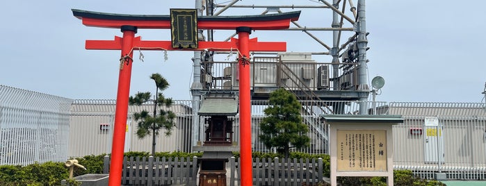 京急稲荷神社 is one of 神社仏閣.