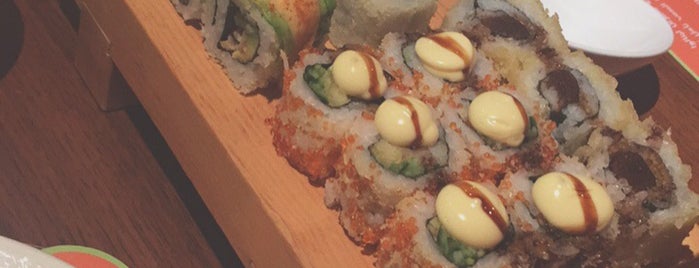 Sushi Yoshi is one of สถานที่ที่ Lina ถูกใจ.