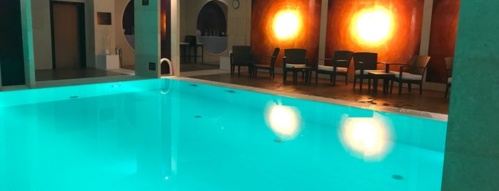 SPA at Sofitel Warsaw Victoria is one of Ralitsa'nın Beğendiği Mekanlar.