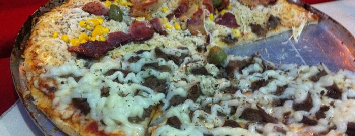 Pizzaria Pizza's is one of Refeição.