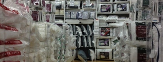 Bed Bath & Beyond is one of Lugares favoritos de Chand.