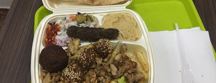 Falafel ćoše is one of Restorani.