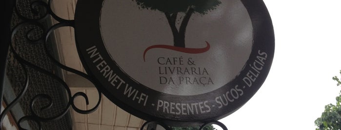 Cafe & Livraria da Praça is one of สถานที่ที่ Guilherme ถูกใจ.