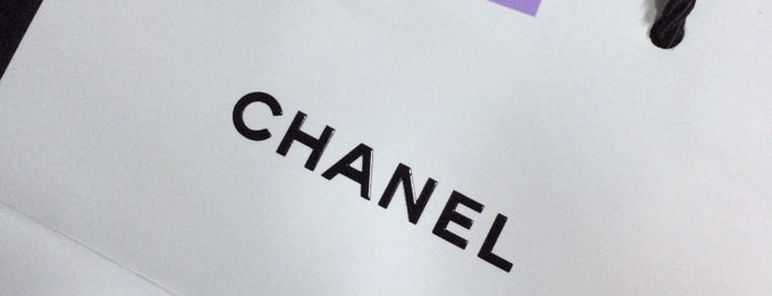 CHANEL is one of 福岡.