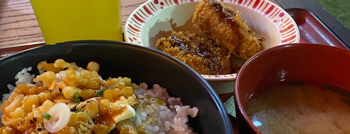 Sukiya すき家 is one of Lieux sauvegardés par Un.