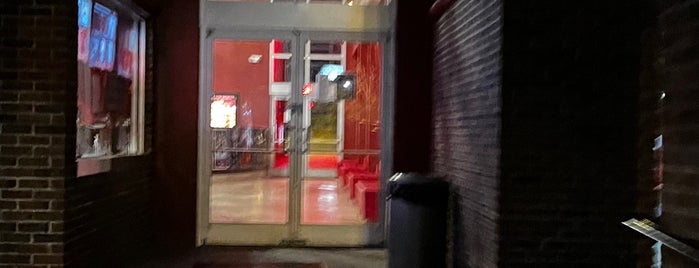 RED Cinemas - Restaurant Entertainment District - Stadium 15 is one of Nerdvana.