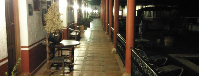 Hotel Campestre Hacienda "Caracha" is one of Hoteles.