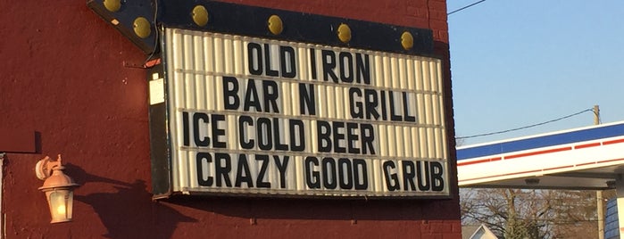 Old Iron Bar & Grill is one of Sandy'ın Beğendiği Mekanlar.