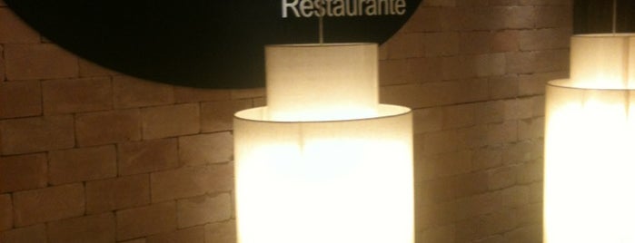 Xeinha Restaurante is one of สถานที่ที่ Stefano ถูกใจ.