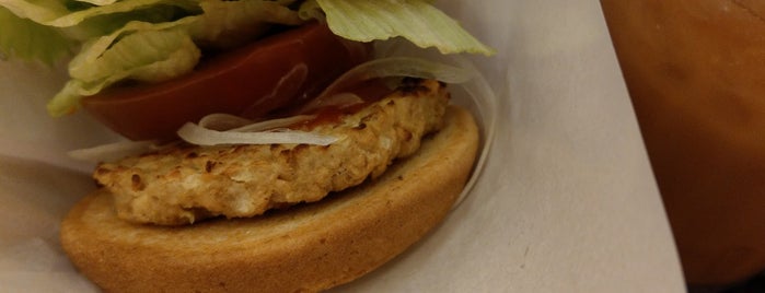 MOS Burger is one of Must-visit アウトドア in 中央区.