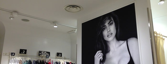 Intimissimi is one of Florence.