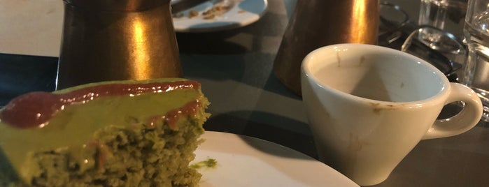 Café Ruta de la Seda is one of Posti che sono piaciuti a Jimena.