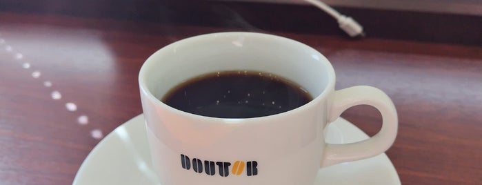 Doutor Coffee Shop is one of Sweets ＆ Coffee.