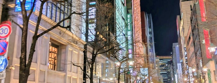 Namiki-dori Street is one of 生々流転.