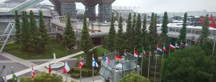 Tokyo Big Sight Station (U11) is one of 思い出の場所.