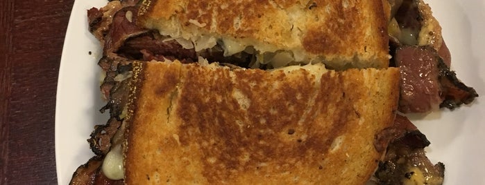 Eisenberg's Sandwich Shop is one of ZEN's Breakfast & Brunch Bravos II 👏🏻👏🏻.