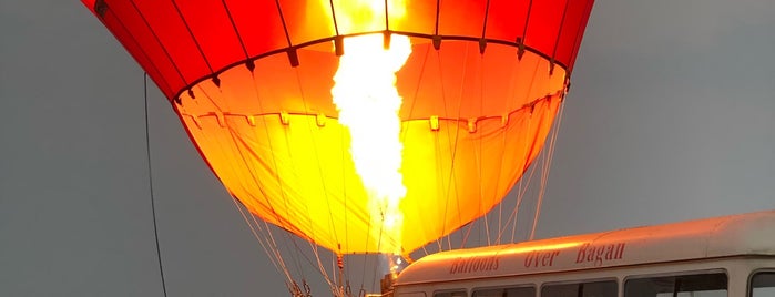 Balloons Over Bagan is one of 2016-12-22t0107 SoJ Sin-Yang-sin.