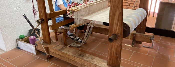 Su Trobasciu tessitura tradizionale tappeti is one of West-Sardinien / Italien.