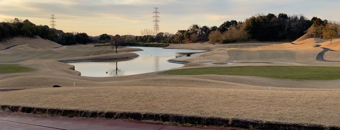 フォレスト芸濃ゴルフクラブ is one of 三重県のゴルフ場.
