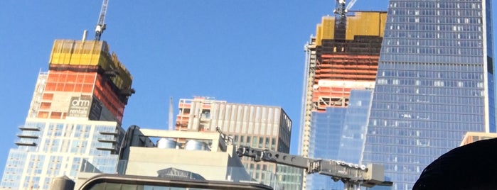 Rooftop at the Hotel Americano is one of Hudson Yards.
