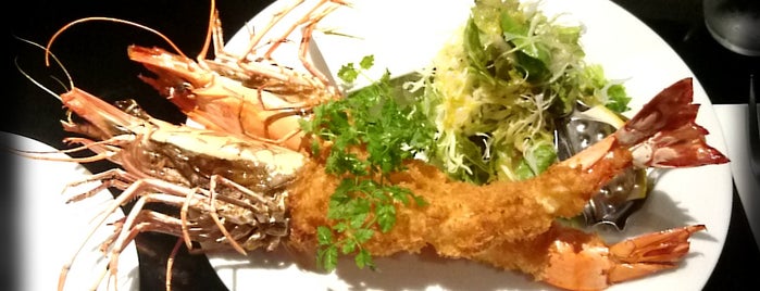 海老フライ専門店 海老昌 is one of Tokyo Cuisine.