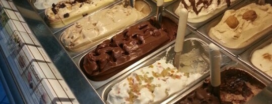 Gelateria Etnea is one of Chiaraさんのお気に入りスポット.