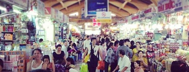 Chợ Bến Thành (Ben Thanh Market) is one of HCMC.