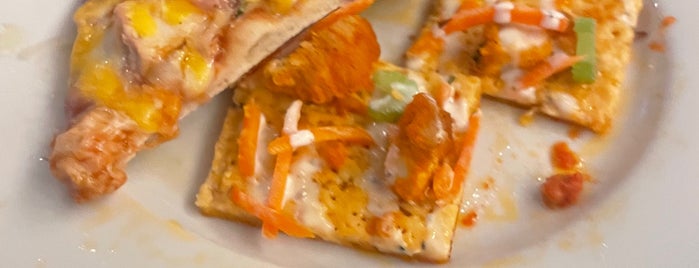 Slice of Vegas Pizza is one of Posti che sono piaciuti a Maximum.