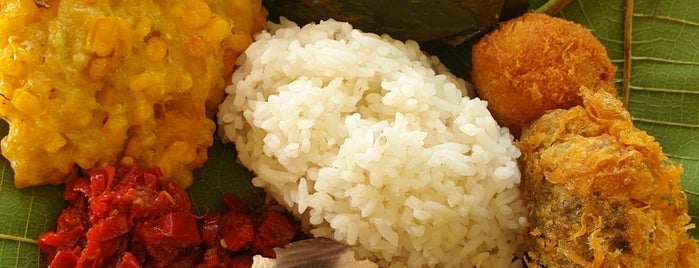 Nasi Jamblang Ibu Nur is one of Indonesian Food (<7 Rated).