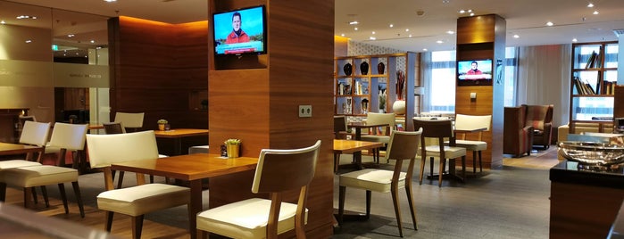 Hilton Executive Lounge is one of Dresden.