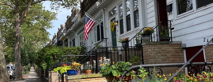 Windsor Terrace is one of Bravo Badge.