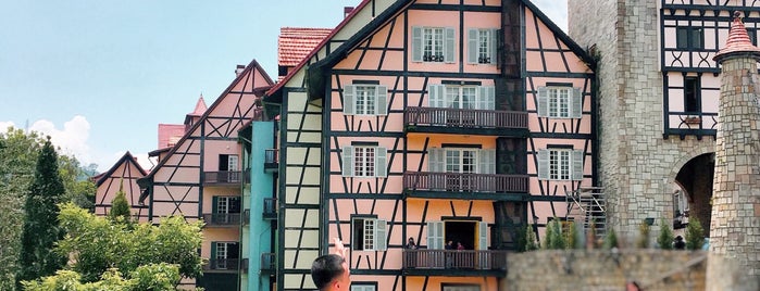 Colmar Tropicale is one of Vacation.