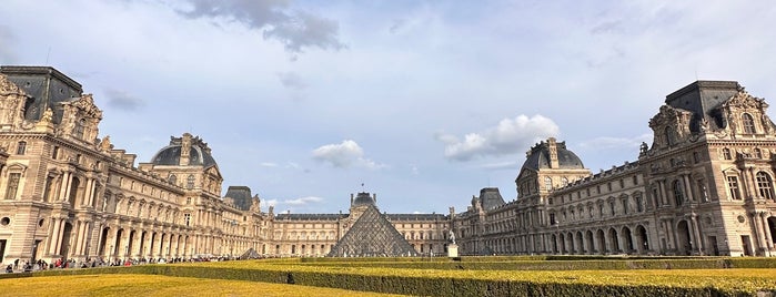 Vestige de la Forteresse du Louvre is one of 🇫🇷 Paris.