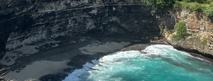 Broken Beach is one of Bali Indonésie 🇮🇩.