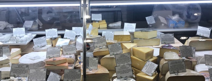 Greenwich Cheese Co is one of Locais curtidos por Pame.