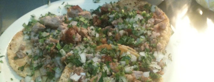 Gitanos is one of tacos recomendados por chefs.