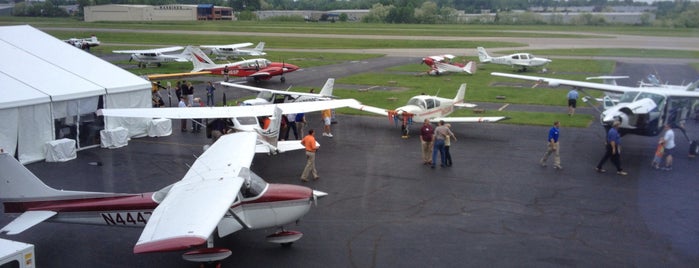 Clermont County Airport (I69) is one of Airport Businesses.