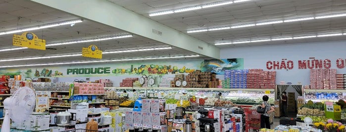 Dalat Supermarket is one of ibelongtocali062822.