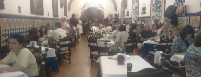 Café de Tacuba is one of สถานที่ที่ Miguel ถูกใจ.