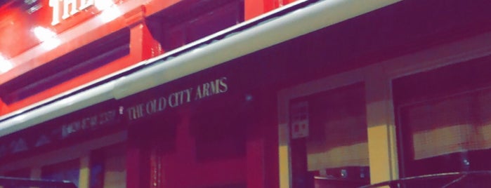 Old City Arms is one of Carlさんのお気に入りスポット.