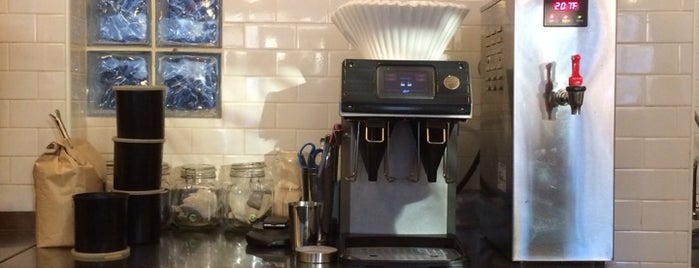Ninth Street Espresso is one of Manhattan Caffeination.
